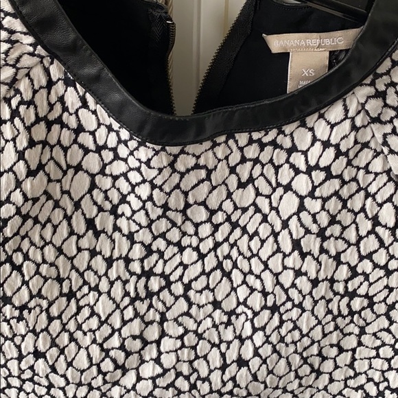 Blouse - Picture 2 of 2